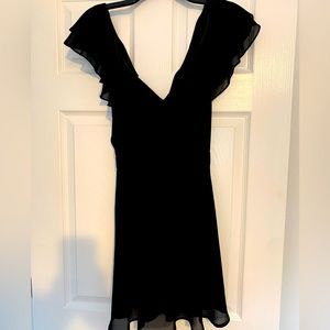 Lulu’s v-cut Ruffle Back Black dress